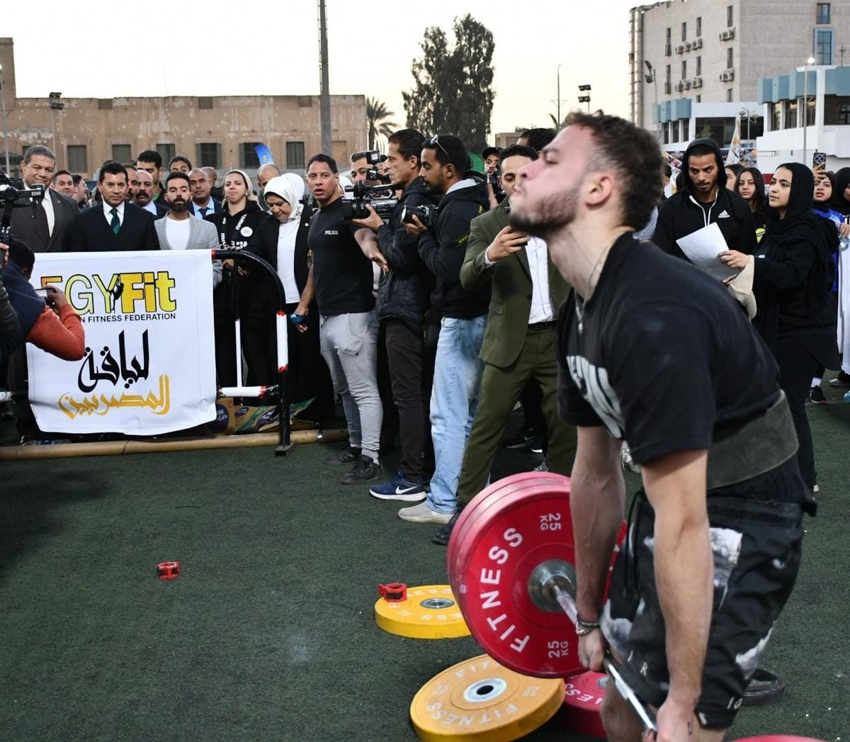 وزير الشباب والرياضة يشهد أولمبياد اللياقة البدنية ضمن احتفالات عيد الشرطة