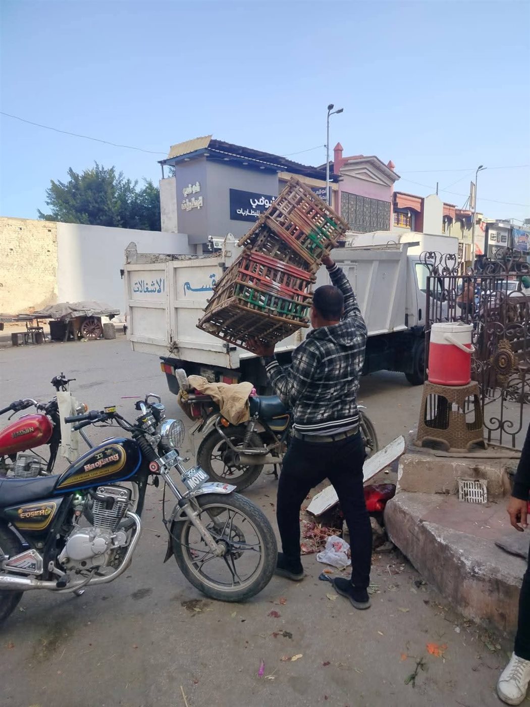 حملة مكبرة لرفع إشغالات