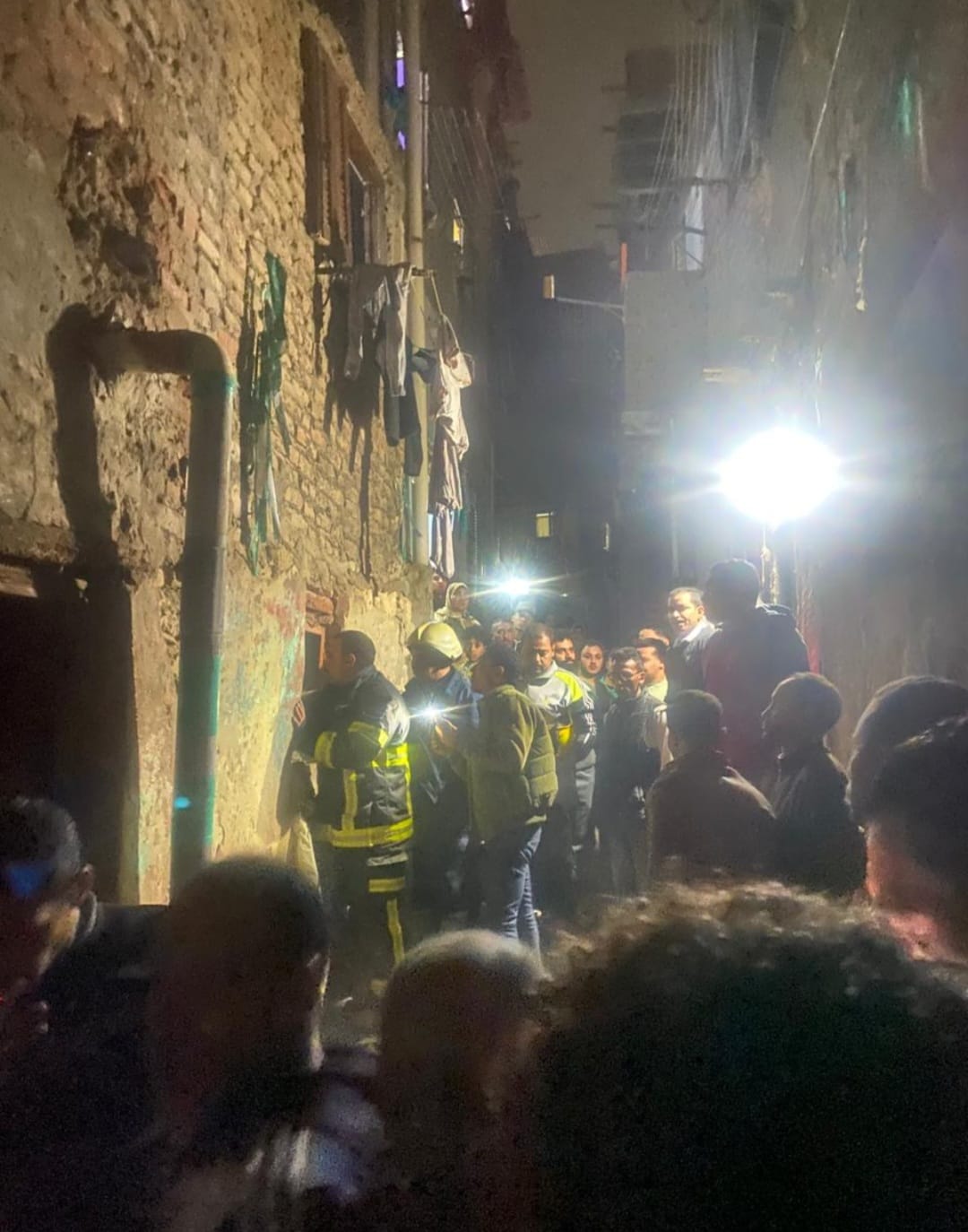 انهيار عقار بالدويقة