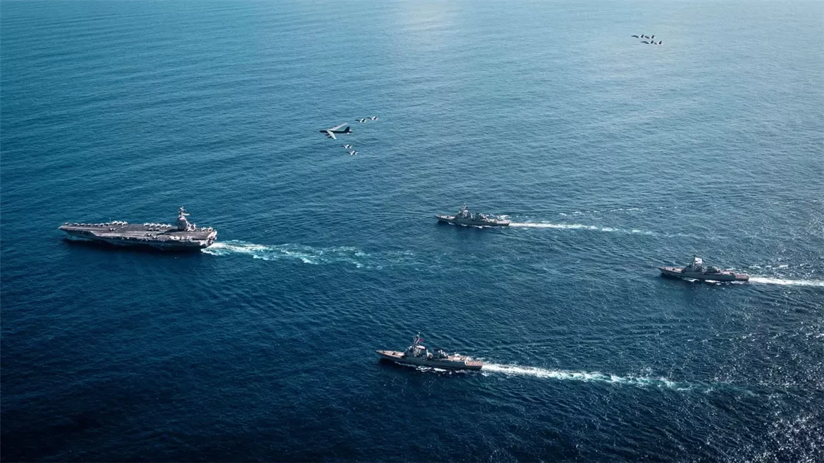 حاملة الطائرات الأمريكية جيرالد فورد في البحر الكاريبي