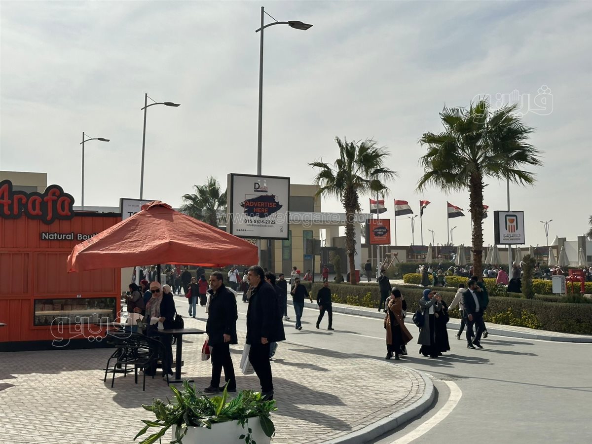 &nbsp;تزايد أعداد جمهور معرض الكتاب في خامس أيامه