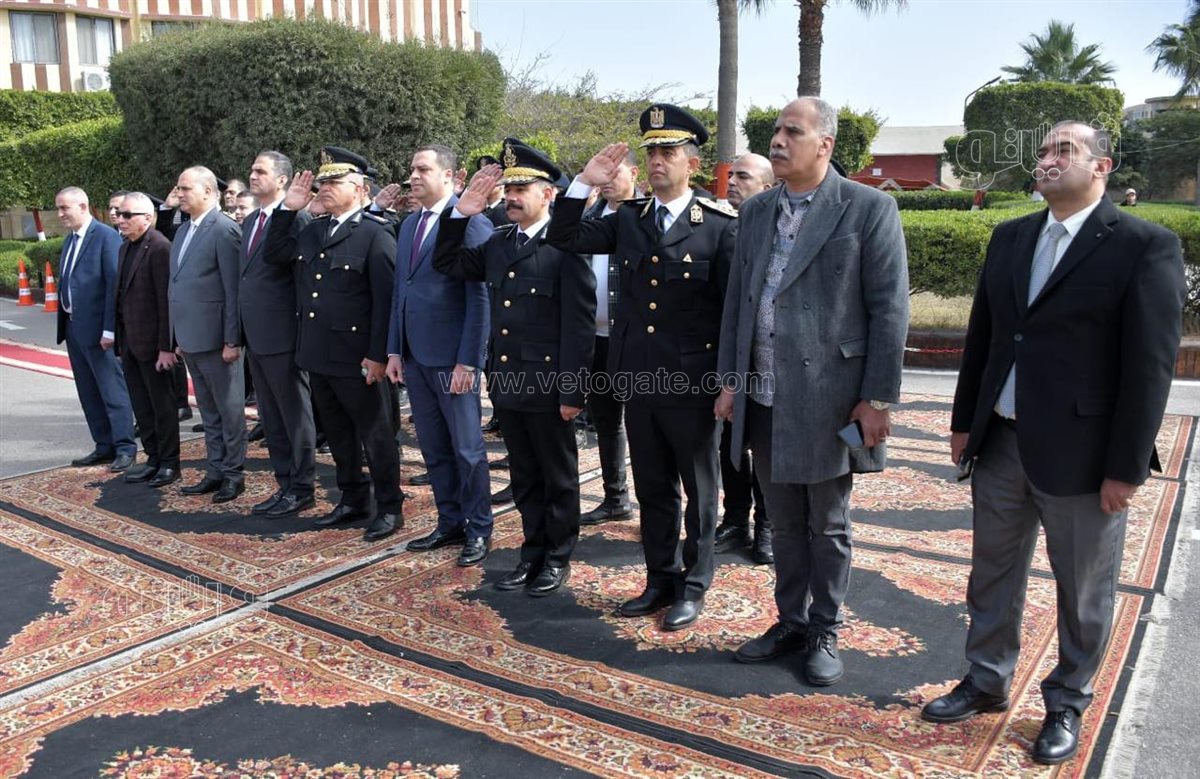 محافظ بورسعيد يزور قوات الأمن، ڤيتو
