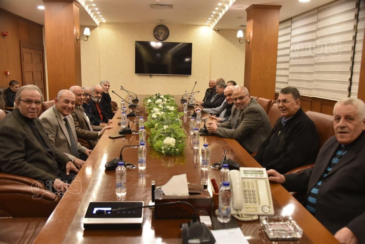 محافظ بورسعيد يتلقي قدامي الرياضيين، ڤيتو