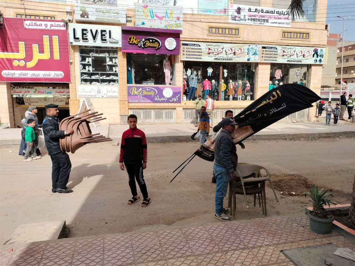 حملة مكبرة لرفع الإشغالات وتطهير شوارع كفر سعد بدمياط&nbsp;