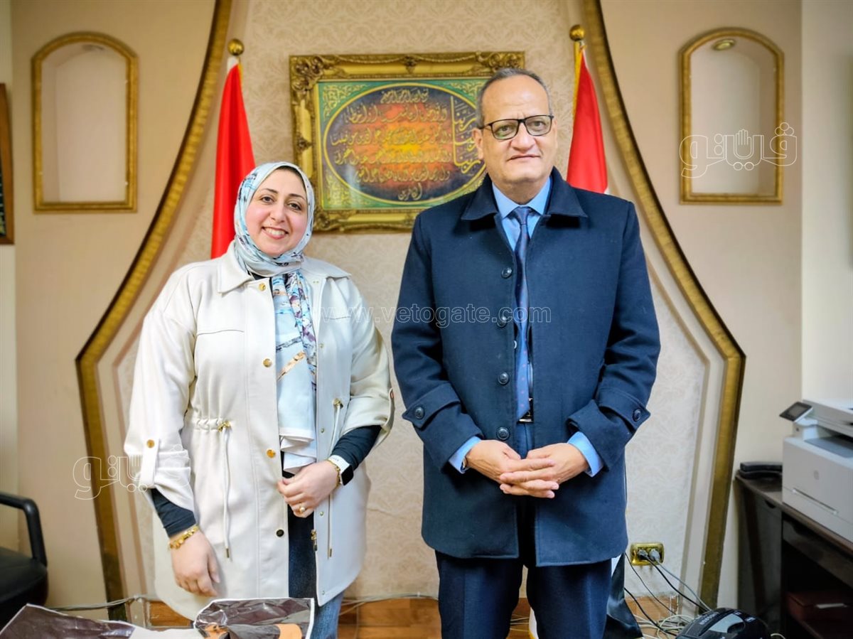 مدير تعليم بورسعيد محمود بدوي يستقبل المهنئين، ڤيتو