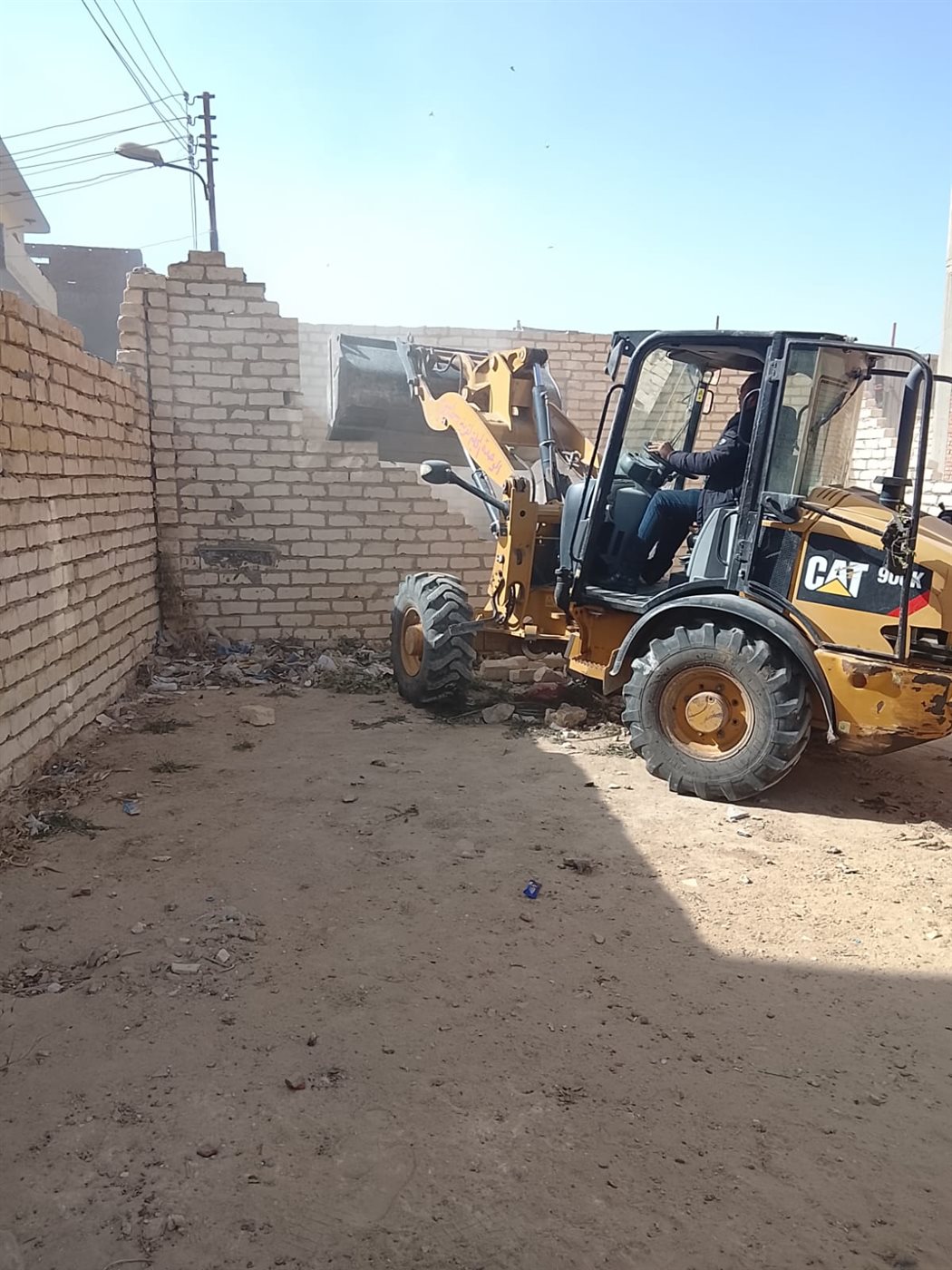 جانب من أعمال الإزالة، فيتو