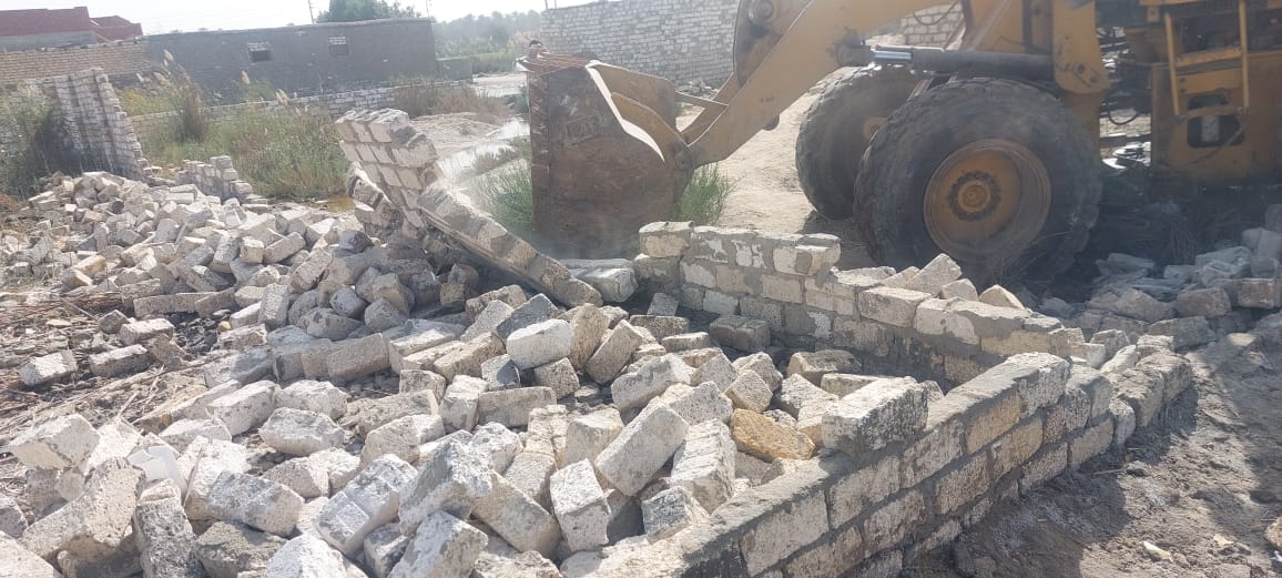 جانب من أعمال الإزالة، فيتو