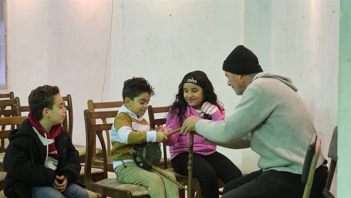 جانب من فاعليات ورشة تعليم السمسمية، فيتو