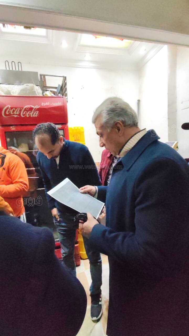 حملة تفاجىء مطعم بزهور بورسعيد بعد حالات تسمم، ڤيتو