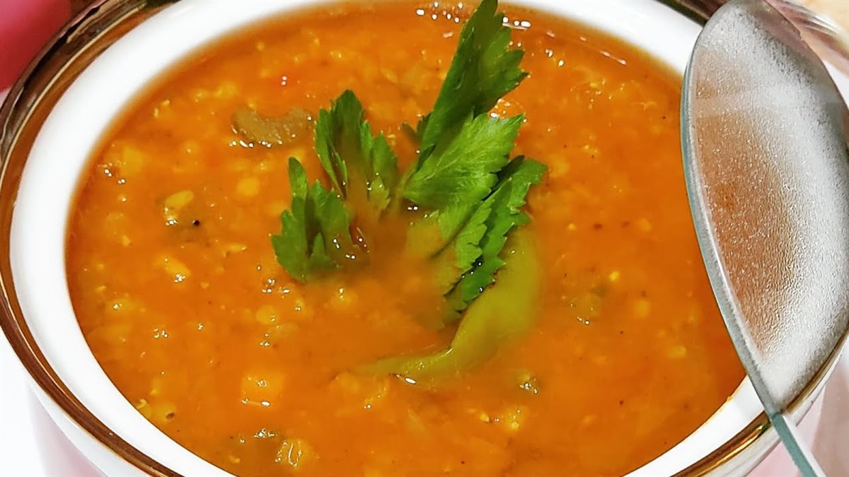 يخنة العدس الأحمر