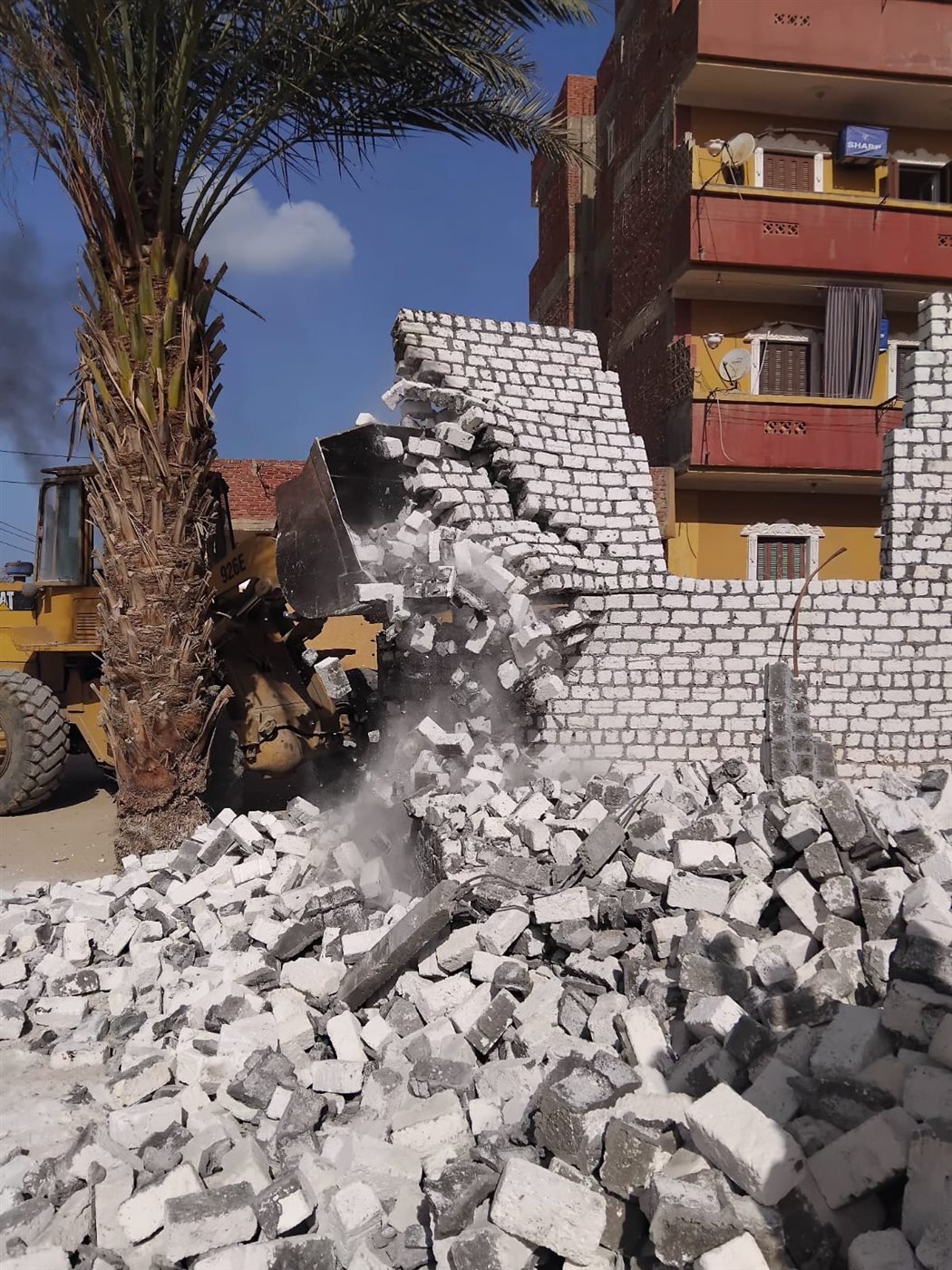 جانب من أعمال الازالة،فيتو