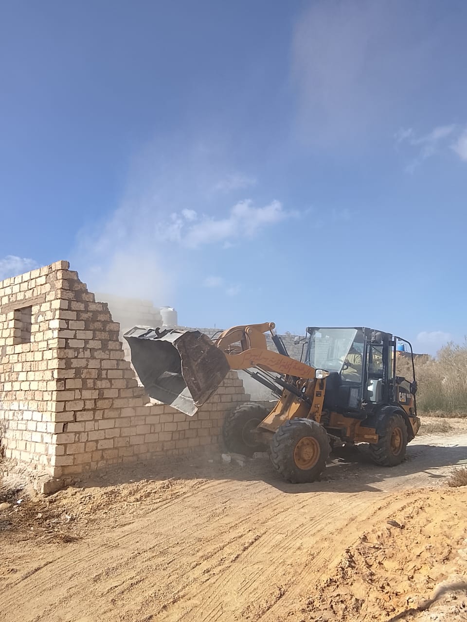 جانب من أعمال الازالة،فيتو