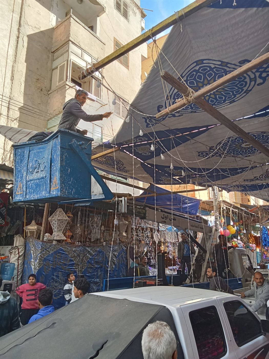 جانب من الحملة، فيتو