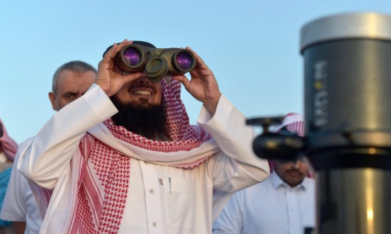 الدول الإسلامية تتحرى هلال شهر رمضان، فيتو