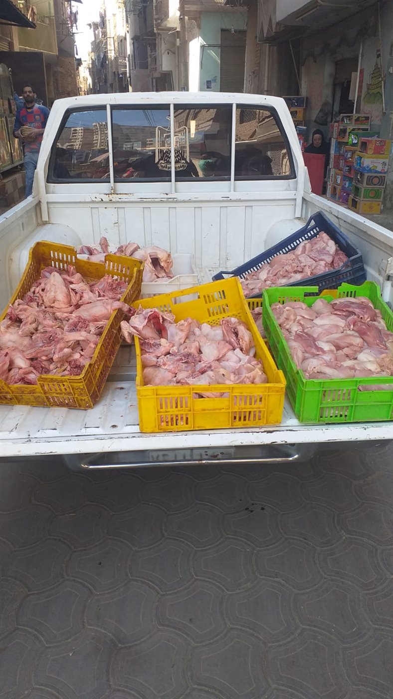 ضبط أسمدة مهربة ودجاج فاسد في حملة بالفيوم