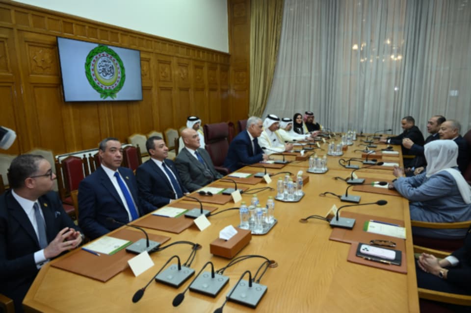 النائب العام ونظيره القطري يزوران الأمين العام للجامعة العربية