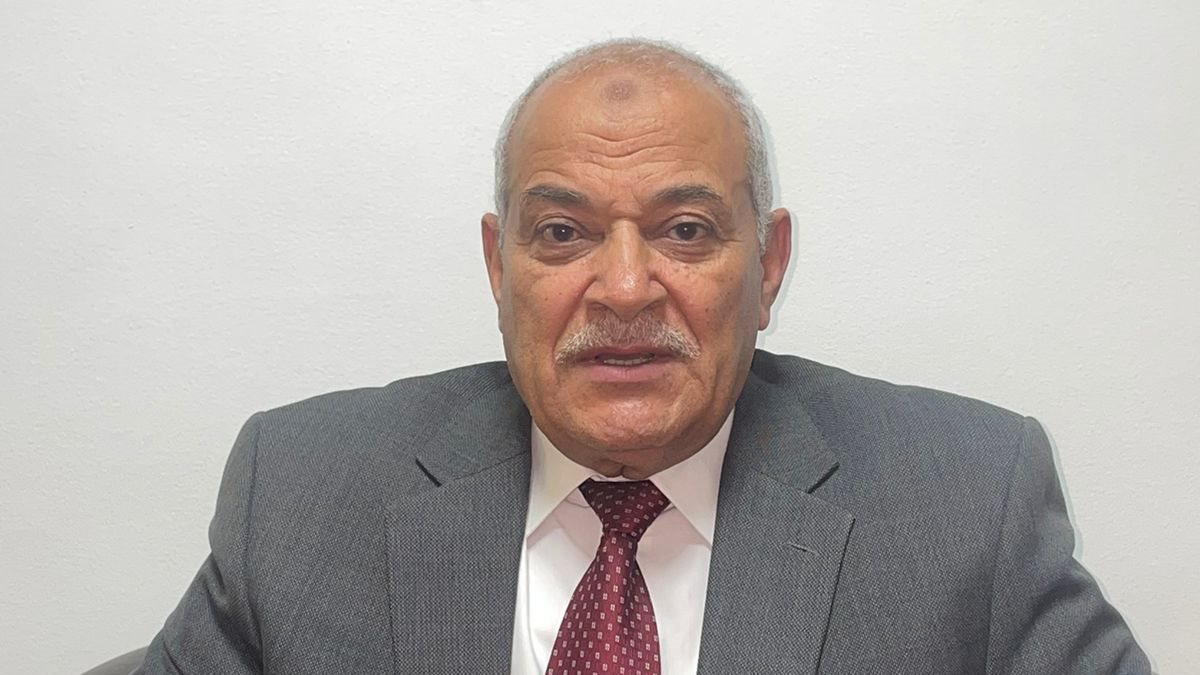 عبدالعزيز السيد، فيتو