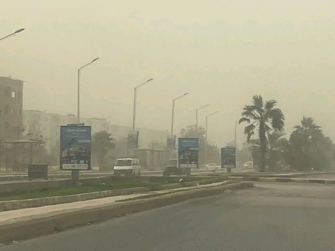 نشاط رياح مثير للأتربة يشل الحركة المرورية بالعاشر من رمضان،فيتو