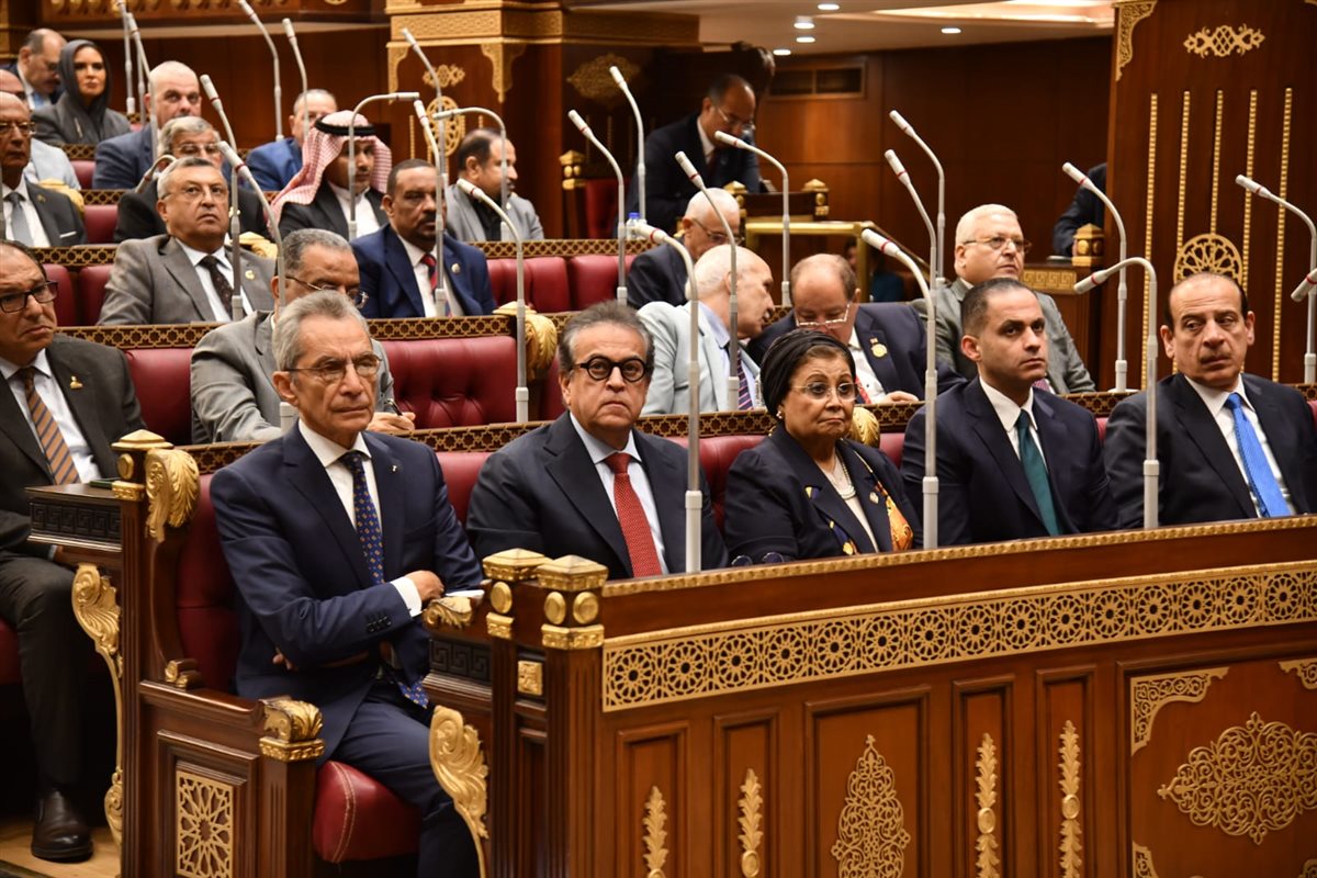 الحكومة أمام جلسة الشيوخ&nbsp;