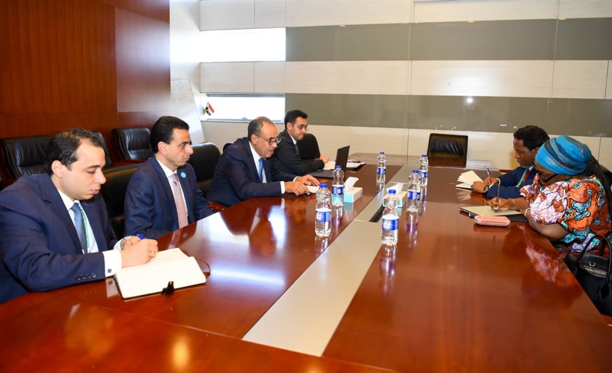 وزير الخارجية مع وزيرة خارجية جمهورية ليبيريا