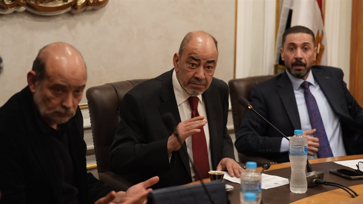 &nbsp;اجتماع شعبة المستلزمات الطبية، فيتو