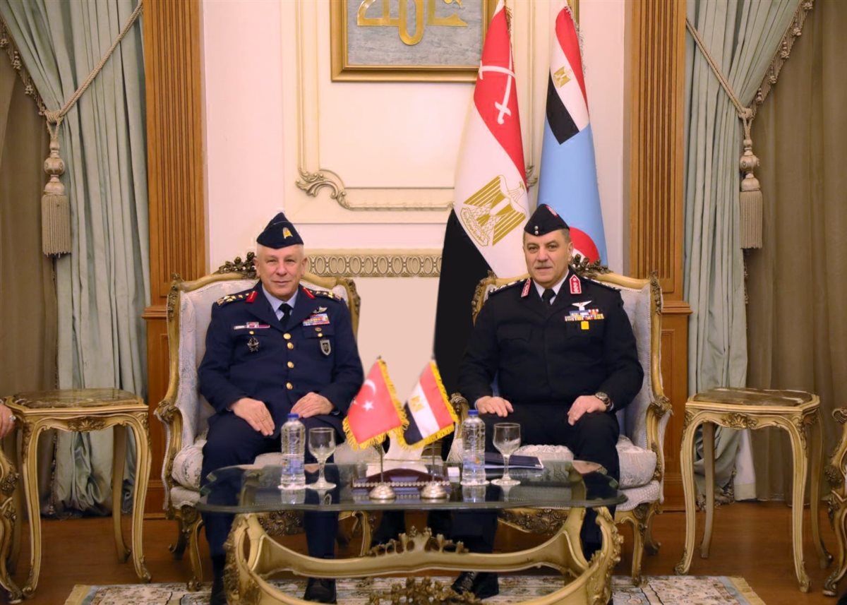 قائد القوات الجوية يلتقي نظيره التركي&nbsp;