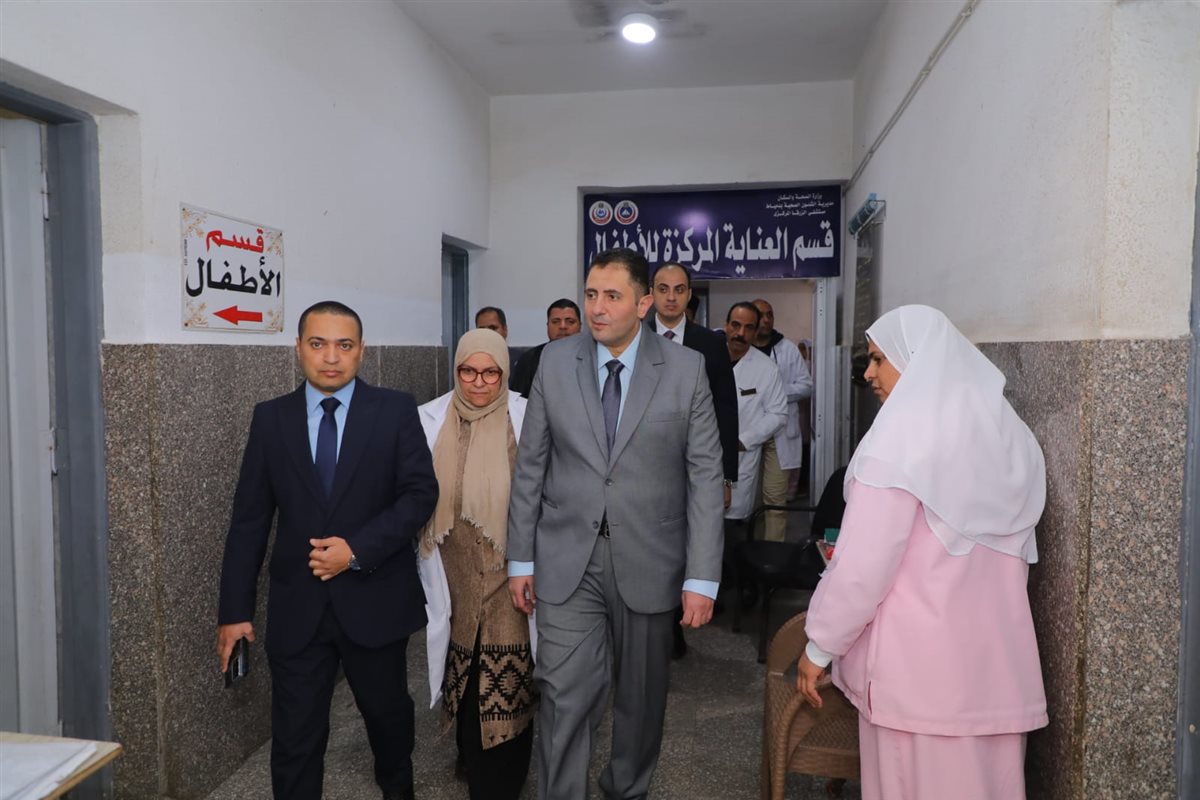 محافظ دمياط يفاجئ &nbsp;مستشفى الزرقا المركزي