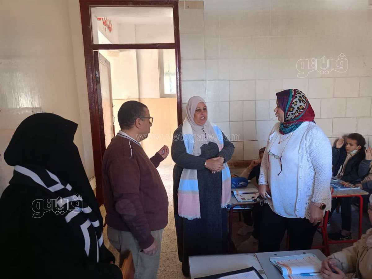 مدير تعليم مطروح تتفقد انتظام العملية التعليمية بعدد من المدارس