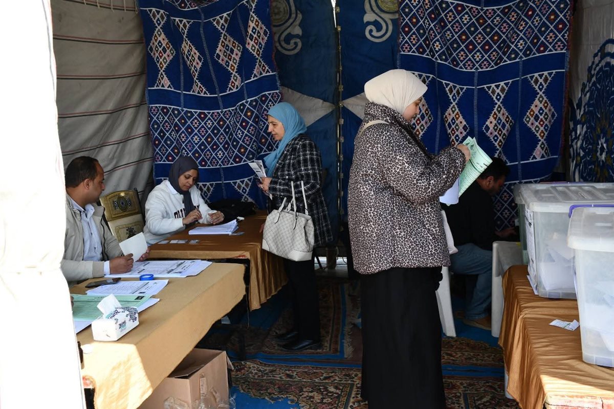 جانب من عمليات التصويت،فيتو