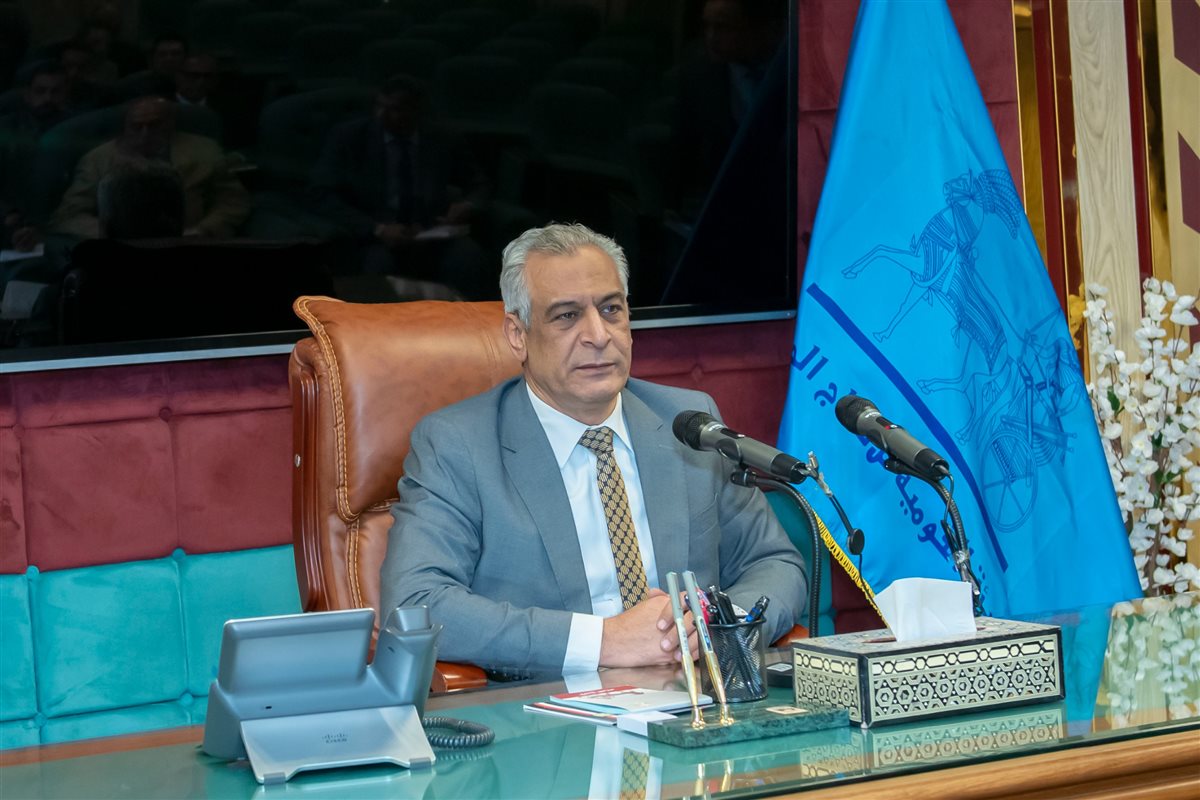 اجتماع وزير الدولة للإنتاج الحربي مع رؤساء القطاعات المالية