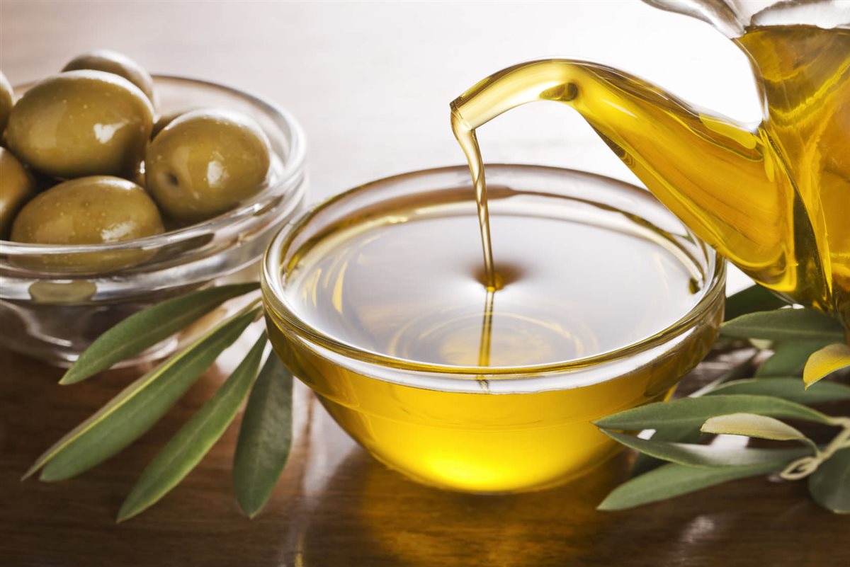 فوائد تناول زيت الزيتون على الإفطار&nbsp;