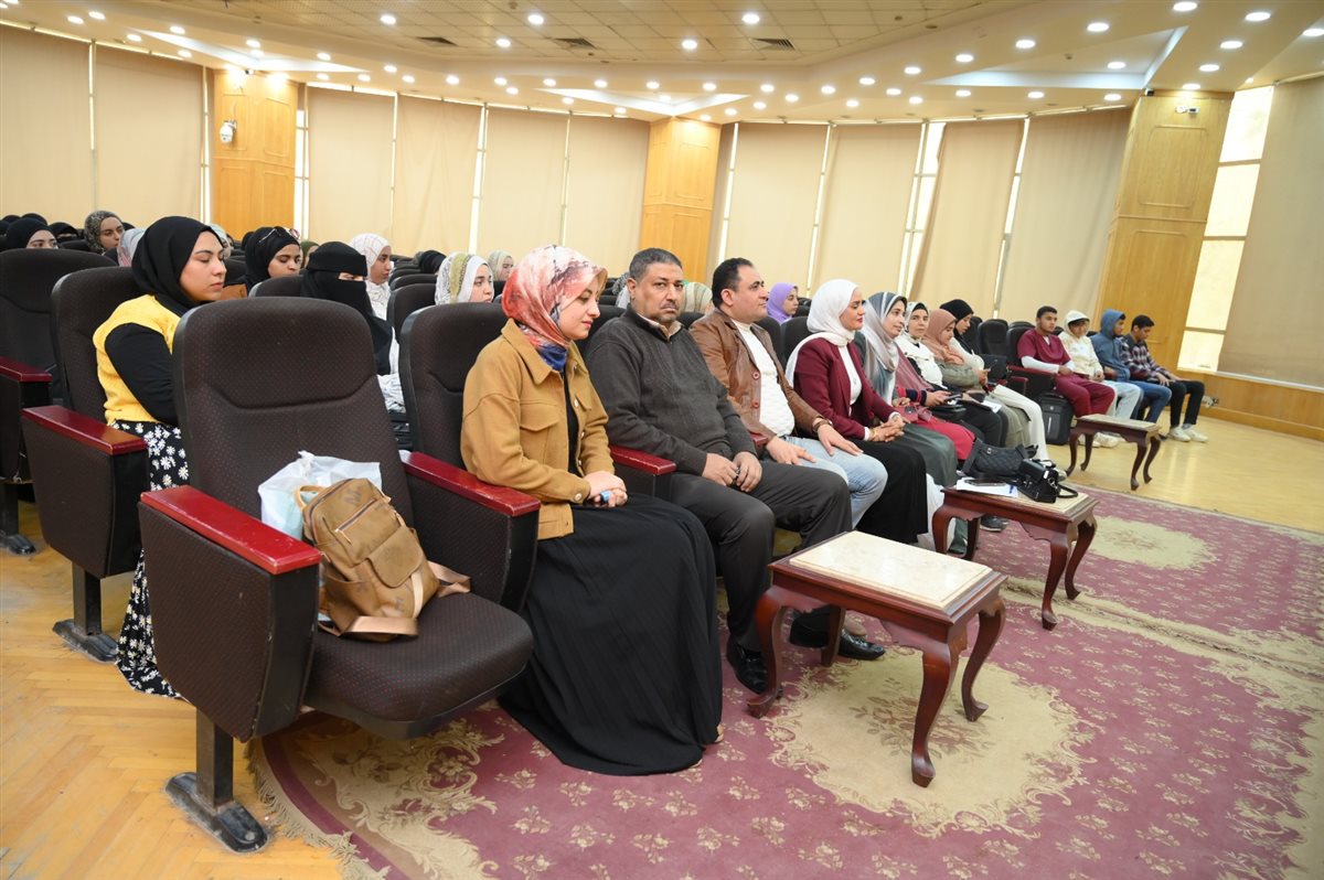 دورة تدريبية على تجويد القرآن الكريم بجامعة الفيوم