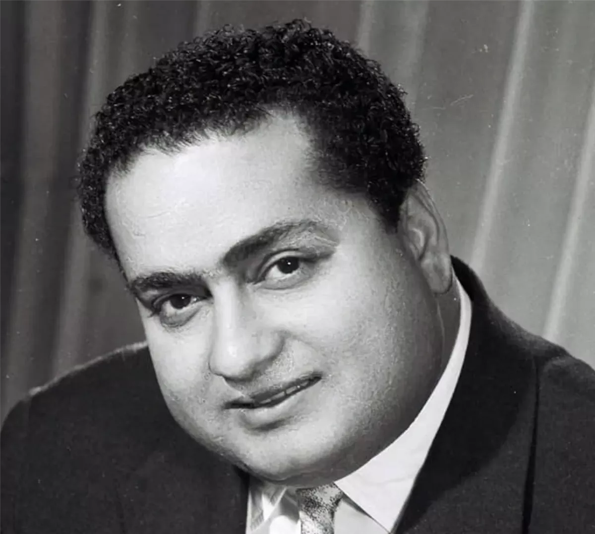 المطرب محمد قنديل
