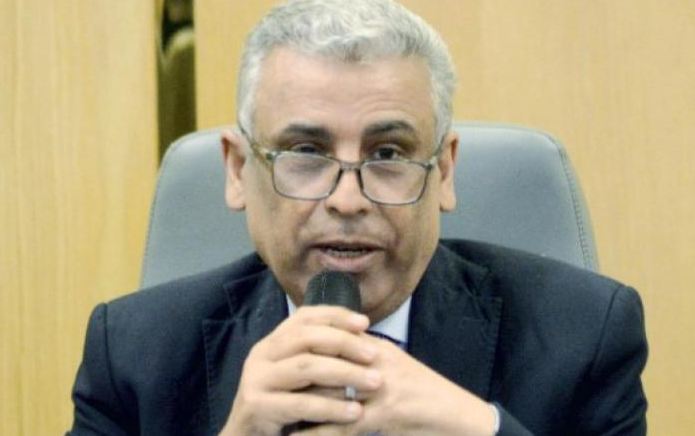 عماد الأزرق، فيتو