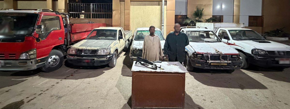 ضبط شخصين وبحوزتهما 7 أطنان مواد بترولية &nbsp;قبل بيعهم لعصابات التنقيب عن الذهب بأسوان&nbsp;