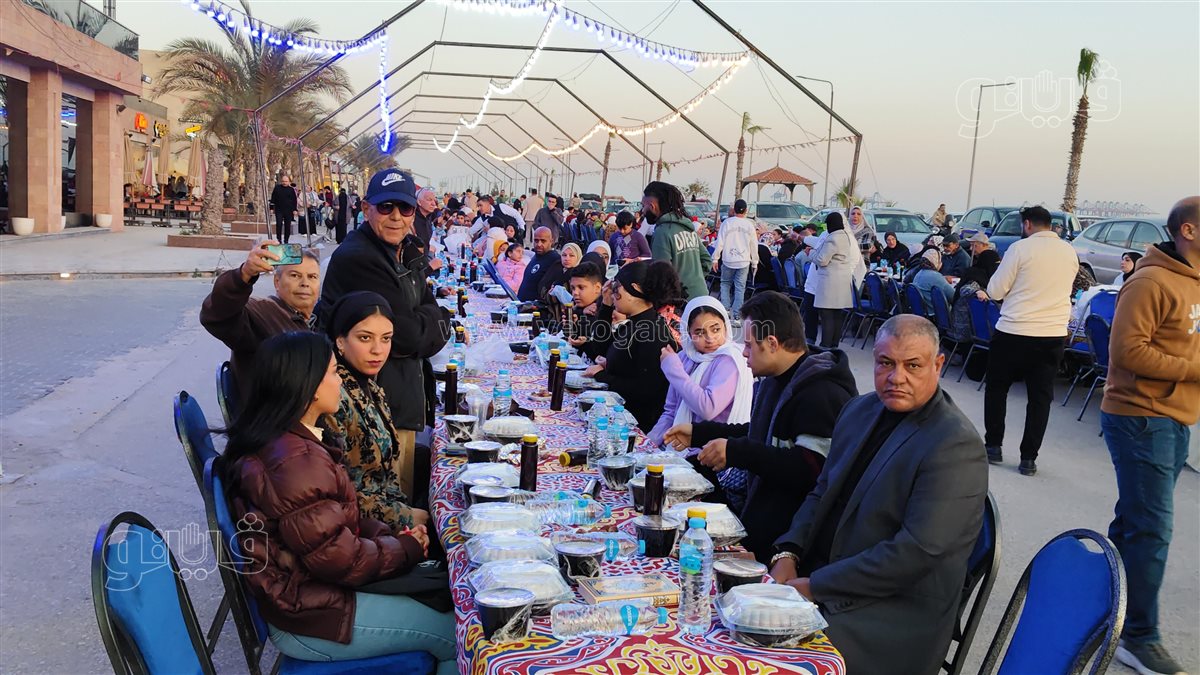 إفطار جماعي بمدينة بورفؤاد، ڤيتو