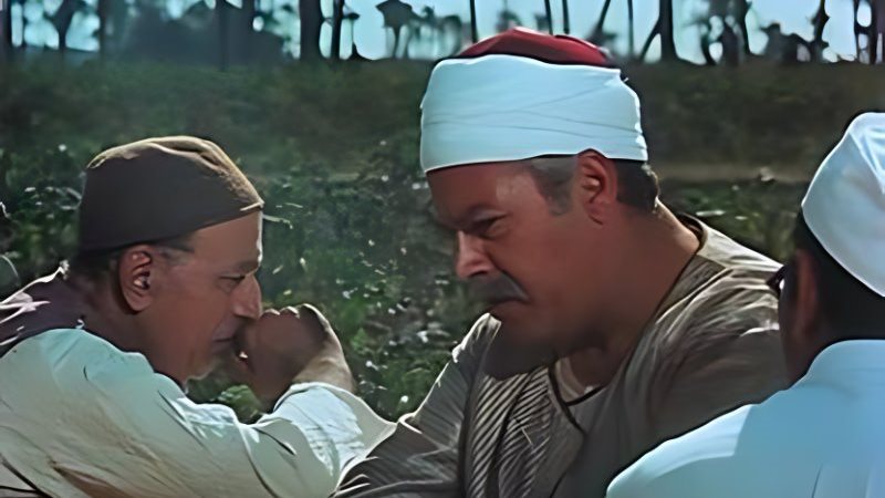 يحيى شاهين مع محمود المليجى فى فيلم الارض