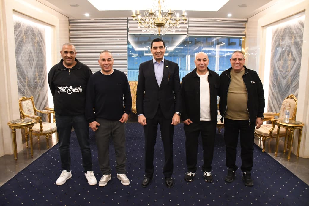 جوهر نبيل مع حسام وإبراهيم حسن الجهاز الفني لـ منتخب مصر&nbsp;