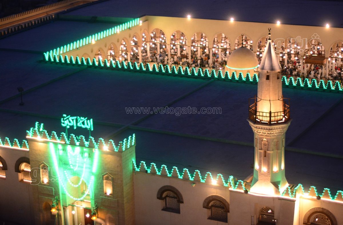 توافد المصلين على مسجد عمرو بن العاص لأداء صلاة العيد  (3)
