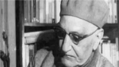 الاديب عباس محمود العقاد