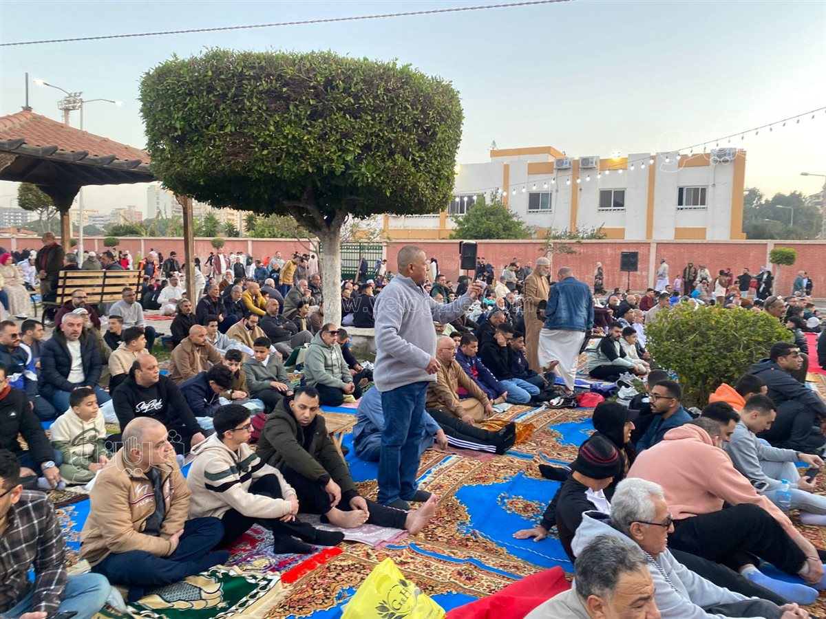 صلاة عيد الفطر المبارك من مسجد بورفؤاد، ڤيتو