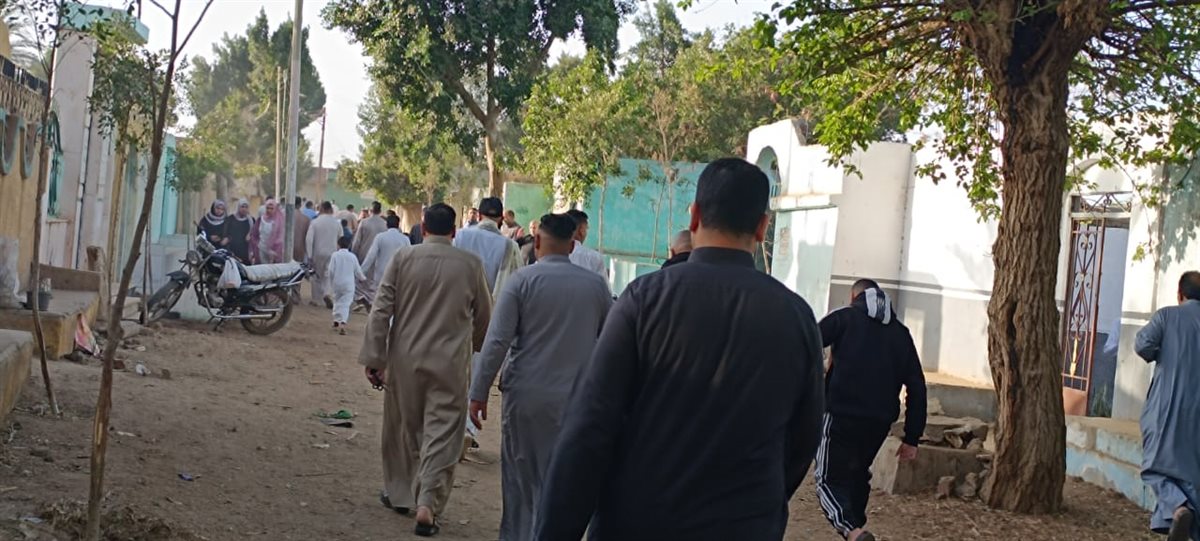 زيارة المقابر في عيد الفطر بالقليوبية، فيتو