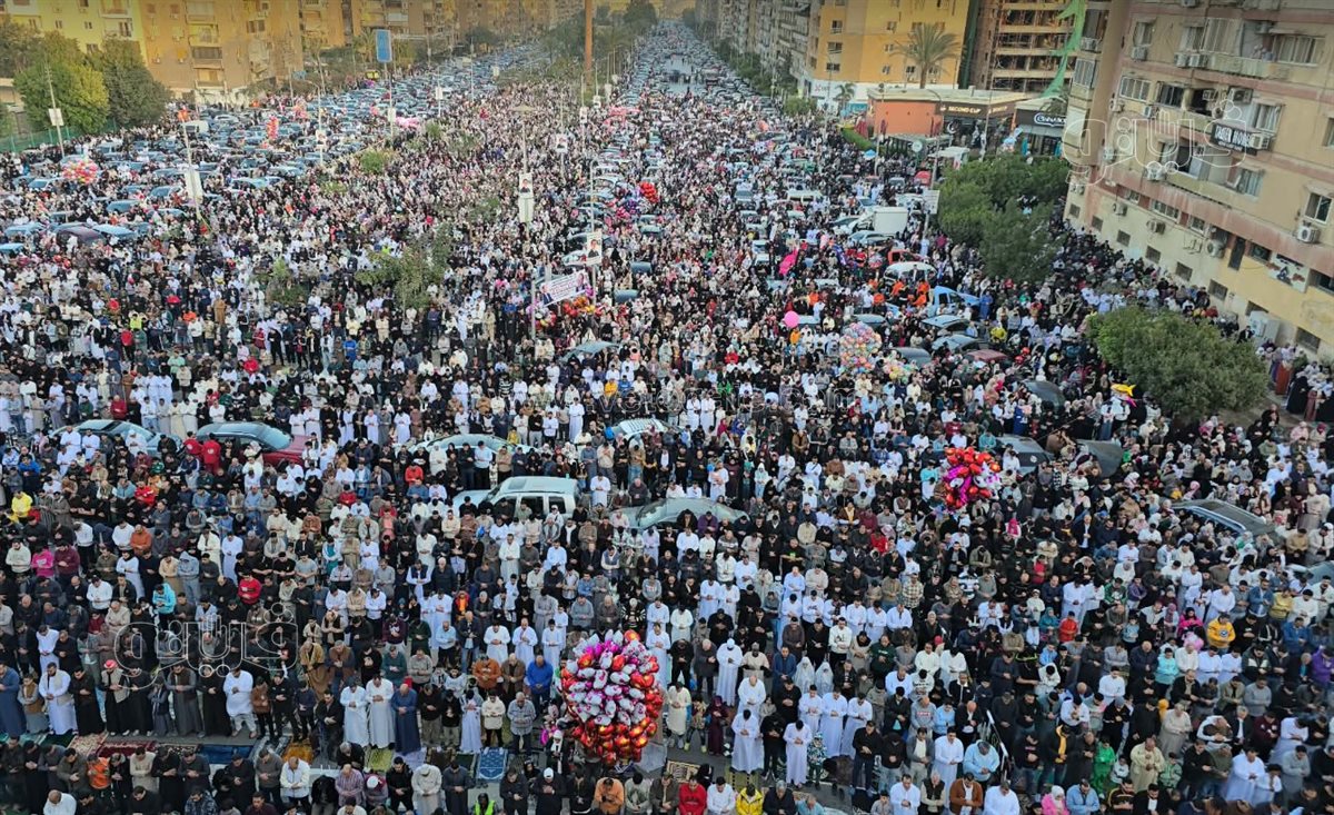 صلاة عيد الفطر بمسجد الصديق بمصر الجديدة (4)