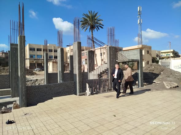 وكيل اول وزارة التعليم فى زيارته لمدارس ديرب نجم - فيتو