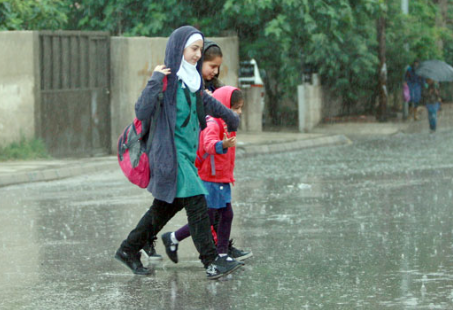 تعطيل الدراسة يسبب الارتباك، فيتو