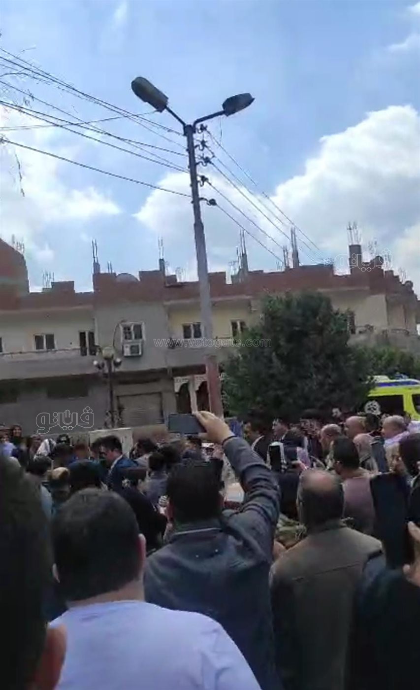 جنازة والدة وزير الصناعة،فيتو