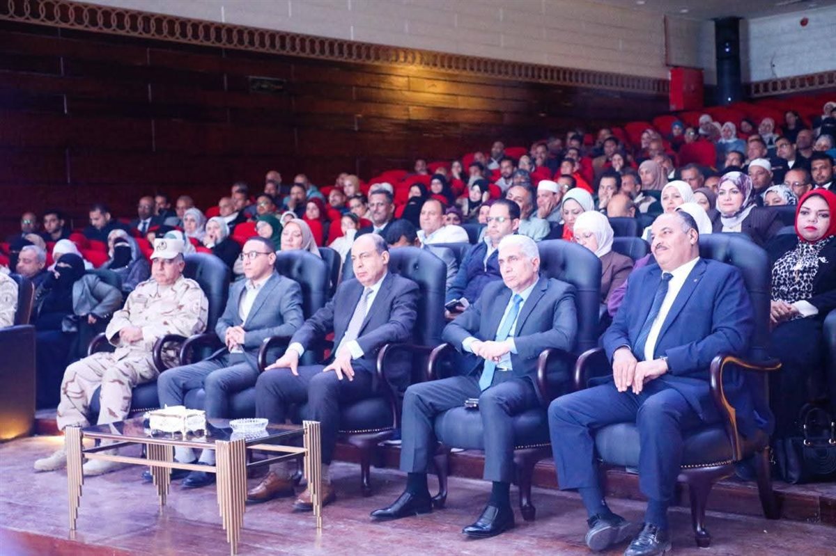 محافظ المنيا يكرم 10 معلمين من حفظة القرآن في “محاكاة دولة التلاوة”، فيتو&nbsp;