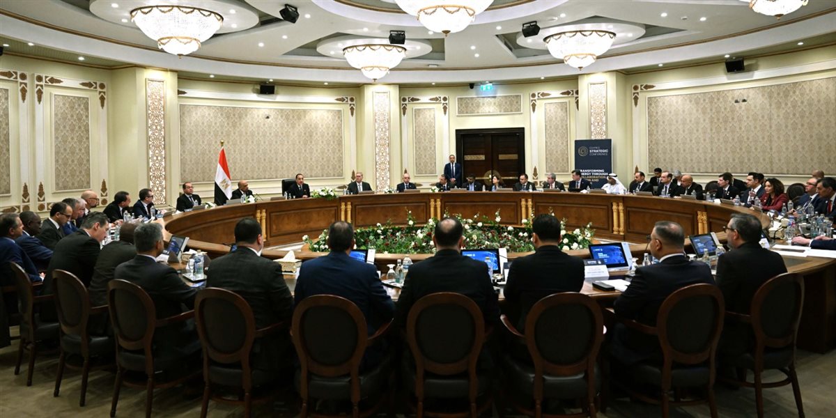 رئيس الوزراء يترأس مائدة مستديرة عالمية في 