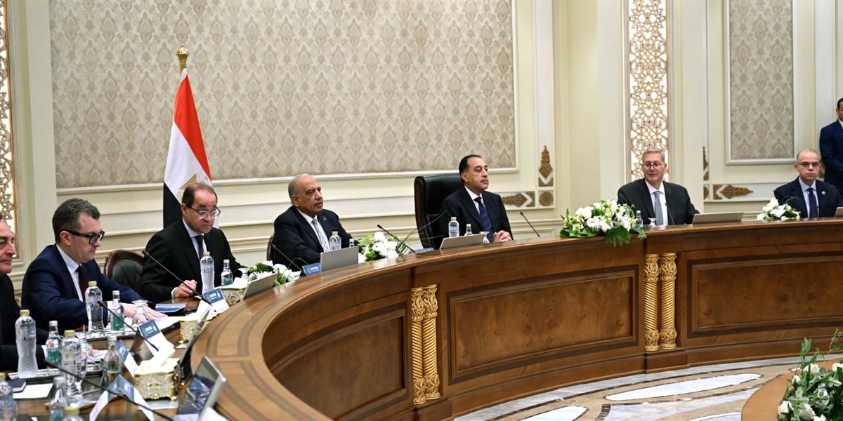 رئيس الوزراء يترأس مائدة مستديرة عالمية في 