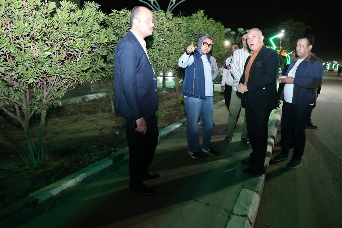 محافظ الوادي الجديد تتابع إجراءات رفع الإشغالات وترشيد الإنارة بالميادين، فيتو